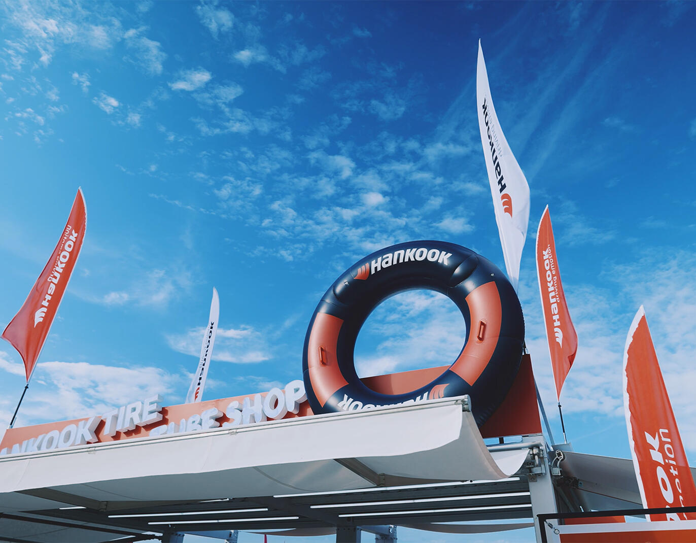 Brand Experience: From Technology to Culture  